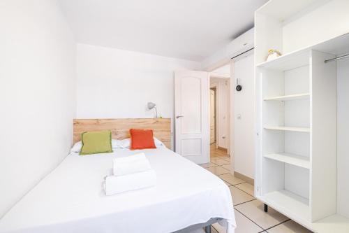 Ilice 3-C Apartment Levante Beach