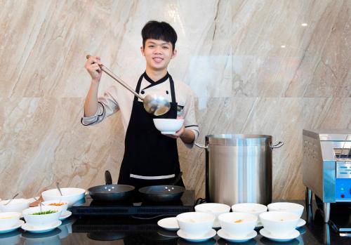 Tetamu yang menginap di Harmony HaLong Hotel