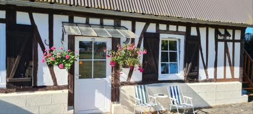 Φωτογραφία από το άλμπουμ του maison normande en paix σε Barquet