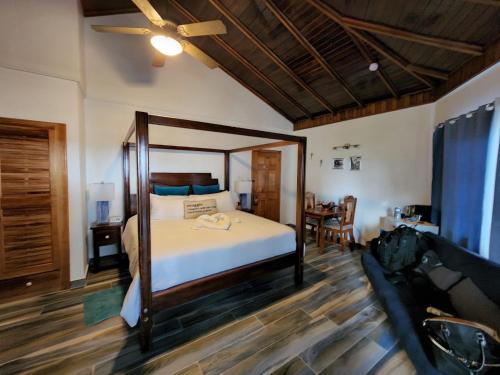Blue Skies Beach Resort – Photos 2