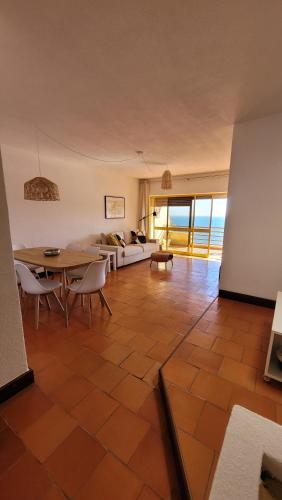 Casa Amarela _ Sesimbra
