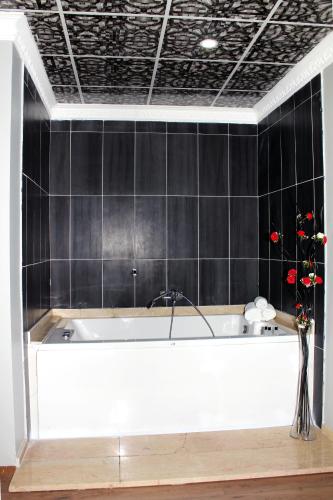Un baño de Avist Hotel Avcılar