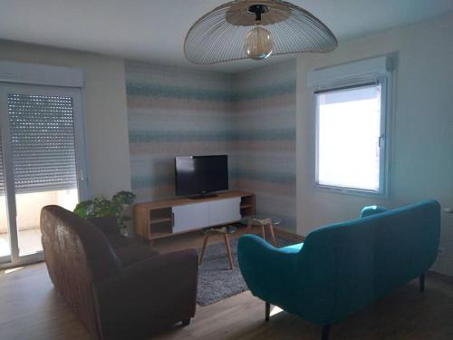 Photo de la galerie de l'établissement RARE Beaune centre Magnifique 3 pièces proche gare, à Beaune