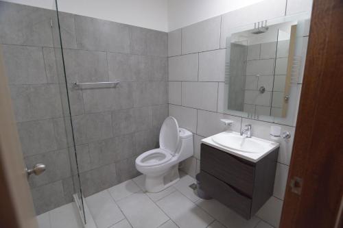 Bagno di apartamentos amoblados casa margarita laureles estadio excelente ubicación
