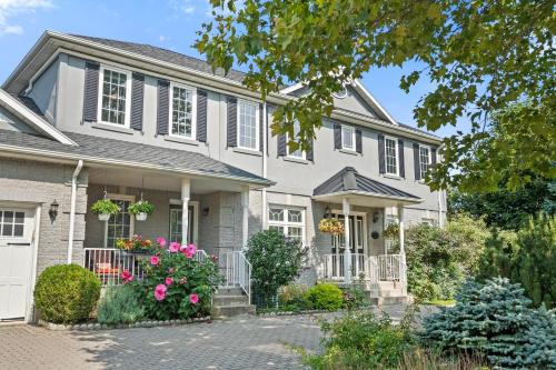 Gallery image of Charlottetown House in Niagara on the Lake