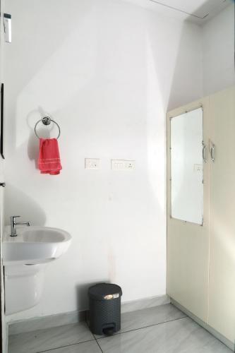 Bilik mandi di Munroe Vision Panakkattu Homestay