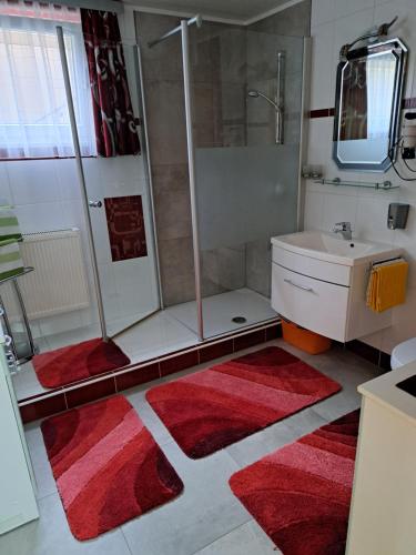 Kúpeľňa v ubytovaní Haus Trojer