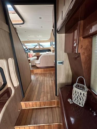 MotorYacht 21 avec équipage photo 44