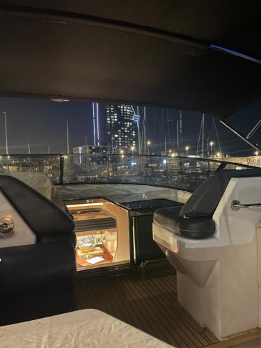 MotorYacht 21 avec équipage photo 62