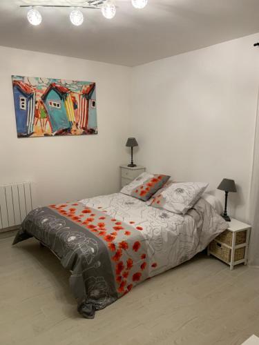 Postel nebo postele na pokoji v ubytování résidence KERLOREA studio 6