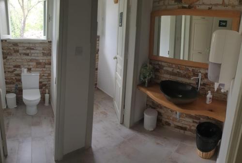 Gallery image of Dervise Mehmet Guest House in Lefke-Karadağ