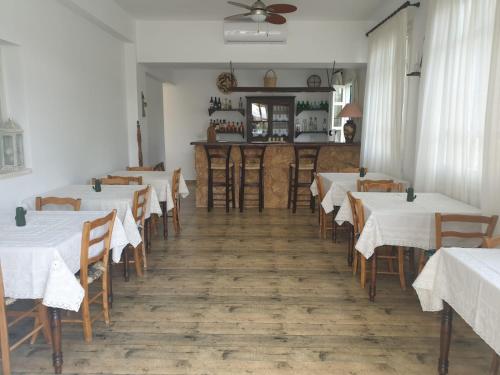Gallery image of Dervise Mehmet Guest House in Lefke-Karadağ