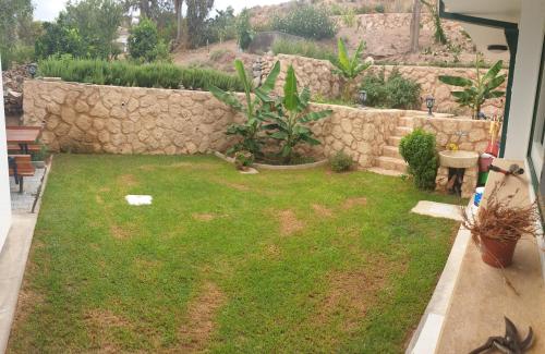 Gallery image of Dervise Mehmet Guest House in Lefke-Karadağ