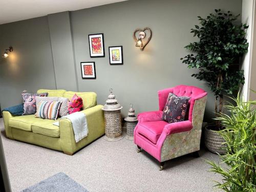 Χώρος καθιστικού στο Luxury Cottage in Tregarth, Bethesda, Snowdonia