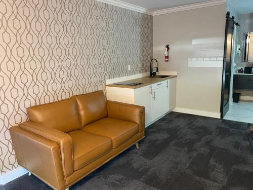 Η κουζίνα ή μικρή κουζίνα στο The Vic, an Ascend Collection Hotel