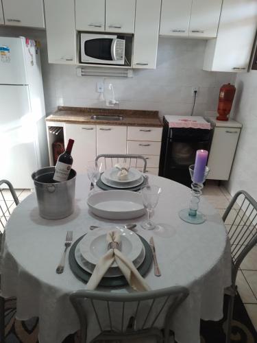 Dapur atau dapur kecil di Apt com vista para o mar