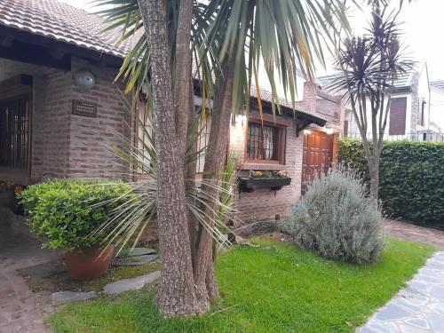 alquilar casa chalet tinajas en Villa Gesell