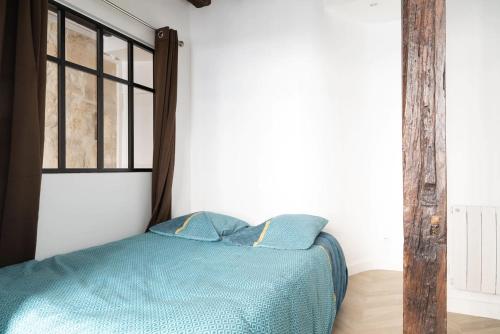 Apartment lyonnais center of paris