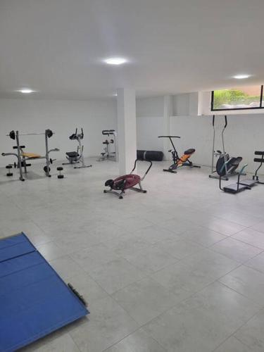 Γυμναστήριο ή/και όργανα γυμναστικής στο Departamento Duplex con Terraza