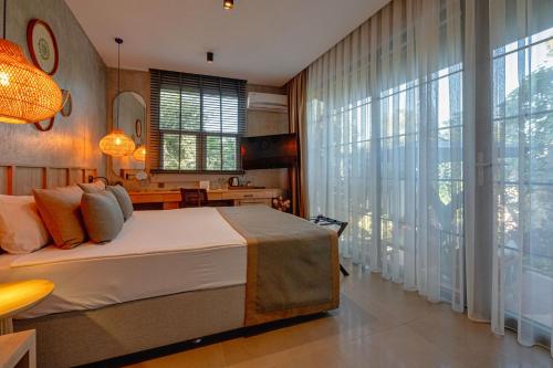 Katil atau katil-katil dalam bilik di Route Hotel Kaleici - Adult Only (12+)