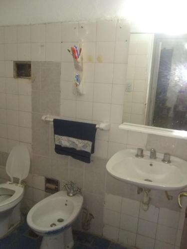 Kúpeľňa v ubytovaní Departamento 10 min capital Salta