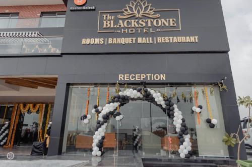 Rester Select the Black Stone – Photos 3