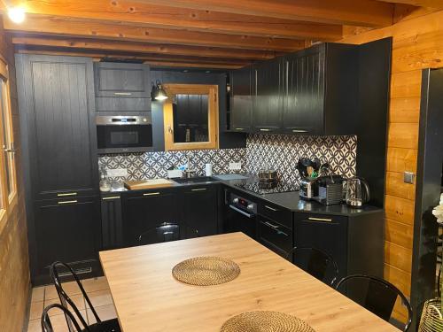 Photo de la galerie de l'établissement Chalet Van Gogh, à Morillon