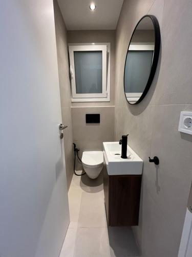 Spacious 2bdr apartment @ Pagrati