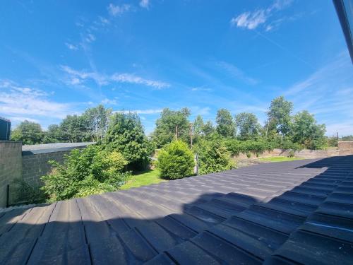 Aussicht vom Dach eines Hauses in der Unterkunft Studio Lillois in Bois le Duc