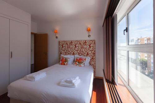 FLH Alta Lisboa Brightly Flat