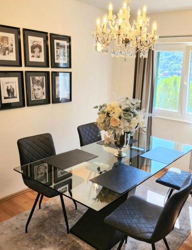 Gallery image of Palma Luxury Apartment in Ploče