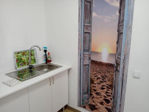 ベナルマデナにあるTropical Suiteのギャラリーの写真