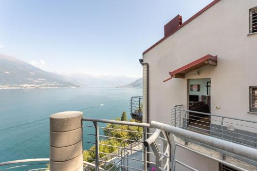 Martina's Amazing View – Photos 2