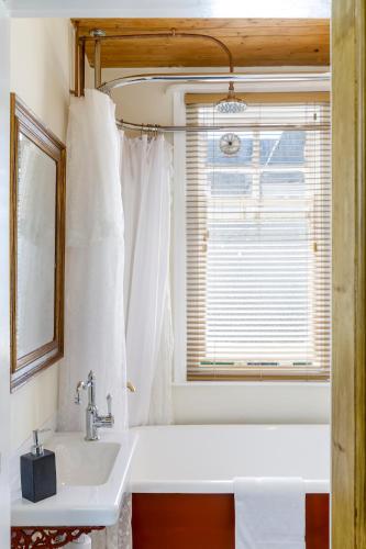 Finest Retreats - Pittodrie Guest House - Room 2 photo 28