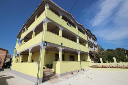 Gallery image of Apartments Dakovic in Radmani
