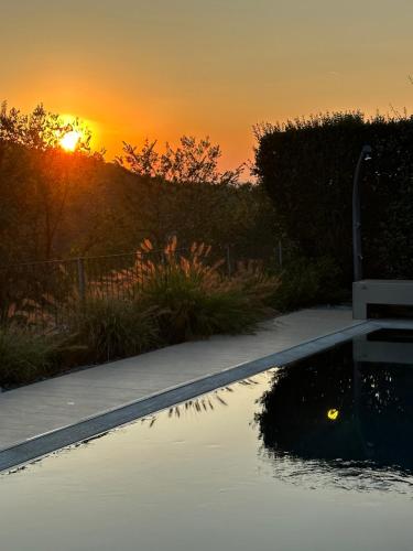 Amanecer o atardecer desde the country house o alrededores
