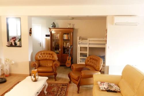 Photo de la galerie de l'établissement Gîte PMR 6 couchages/Chambre /hôte à partir de 45€, à Albi