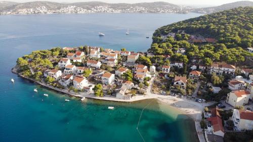 Modern Seafront Villa Steps from the Beach
