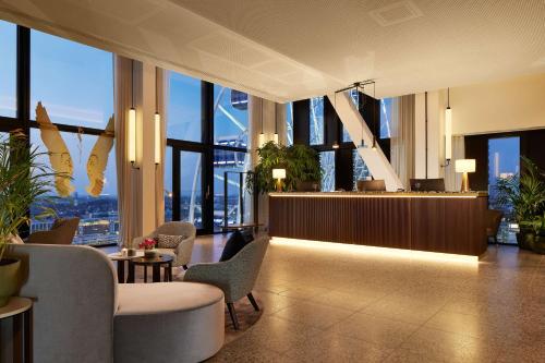 Adina Apartment Hotel Munich Image