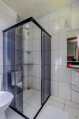 Bilik mandi di Pousada Endlessenses