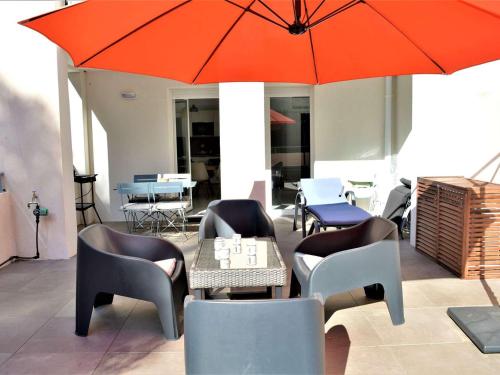 Appartement 3 pièces avec clim, piscine et terrasse - 500m plage, parking, Cavalaire sur Mer - FR-1-226B-77