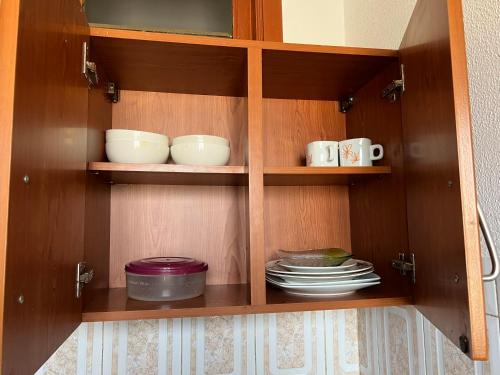  Apartamento África T2 em Zona Comercial de Luanda -  Room  picture :   Bath    TV    Air conditioning                           