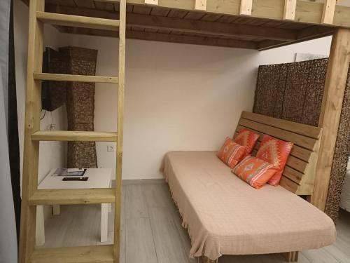 En eller flere senge i et værelse på La pinza azul