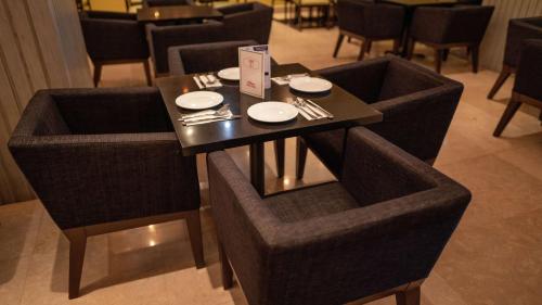 Coin salon dans l'établissement Hampton by Hilton Panama