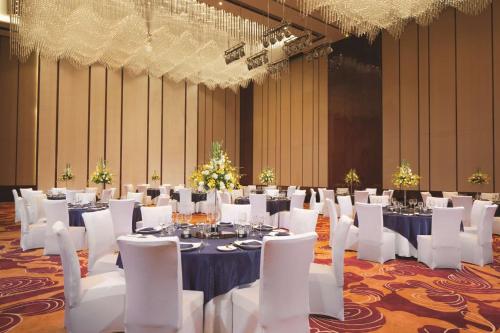 Εστιατόριο ή άλλο μέρος για φαγητό στο DoubleTree By Hilton Anhui