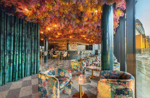 Canopy by Hilton London City Image