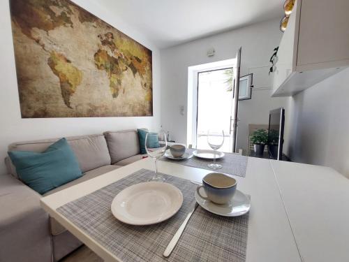 Cosy, Stylish, Central