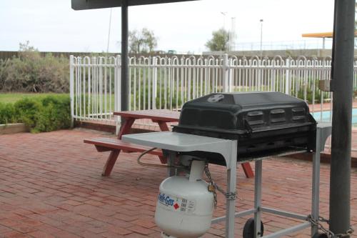 
BBQ facilities available to guests at the motel
