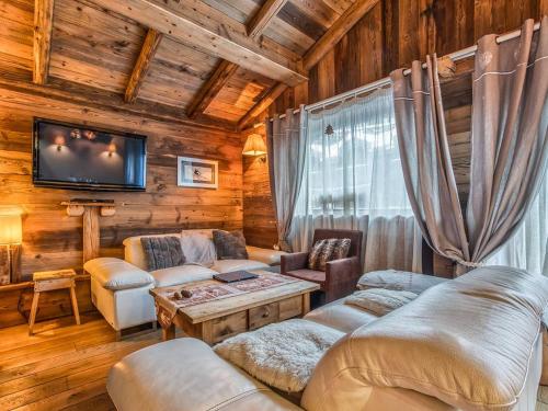Charmant appartement au cœur de Courchevel 1850, 73m², 4 pers, proche pistes, balcon, hammam, WiFi - FR-1-631-164