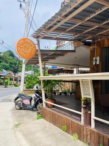 Gallery image of Guest house Helene in Kata Beach
